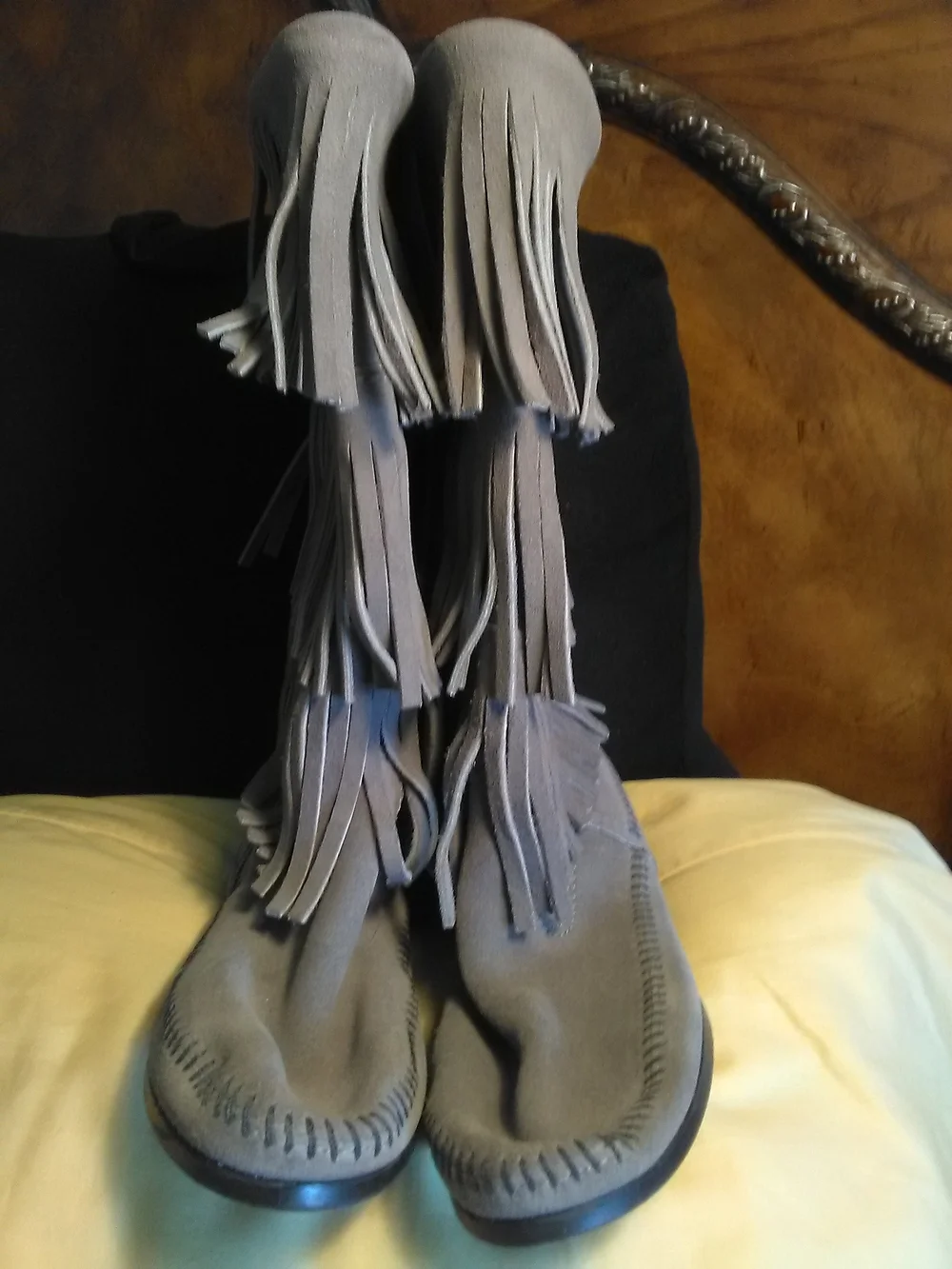 BNWOT MINNETONKA BOHO Fringe LEATHER Suede Knee-High Boots - Gray SZ. 9